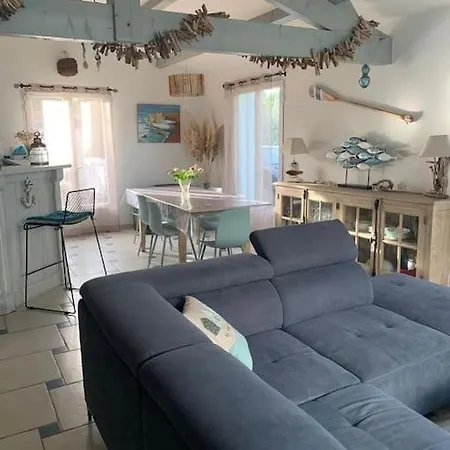 Maison De : Bord De Σπίτι διακοπών