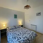 Maison De : Bord De *