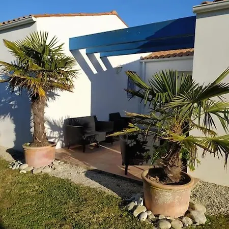 Maison De : Bord De